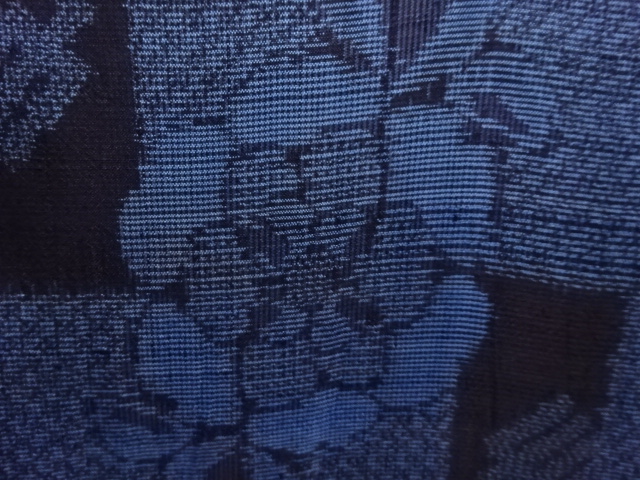 JAPANESE KIMONO / ANTIQUE KIMONO / SILK / DORO OSHIMA TSUMUGI / WOVWEN FLOWER